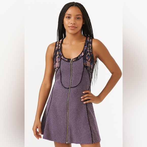 RACHEL Rachel Roy Dresses & Skirts - Rachel Rachel Roy Purple Navy Geometric Zip Front Knit Mini Dress Size 6